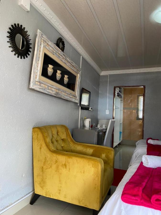 Nsuku Bed And Breakfast Thulamahashi Extérieur photo
